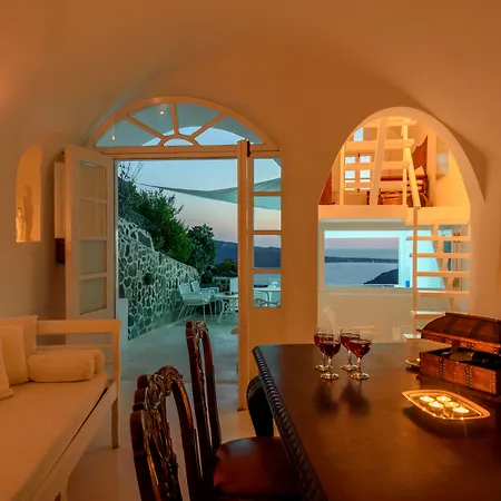 Vila White House