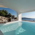 White House Foinikia (Santorini)