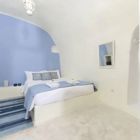White House Villa Foinikia (Santorini)