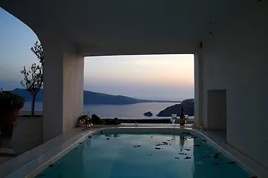 Villa White House