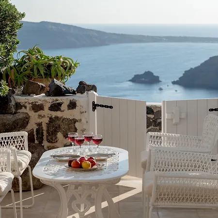 Villa White House
