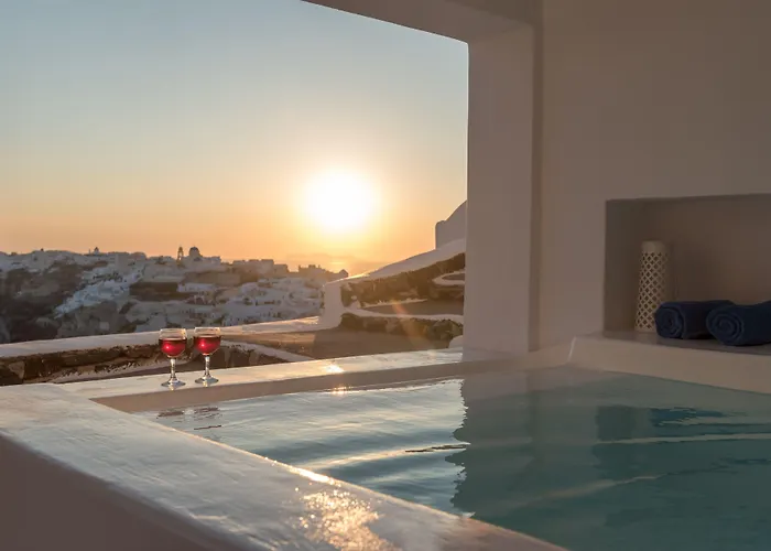 White House Foinikia (Santorini)